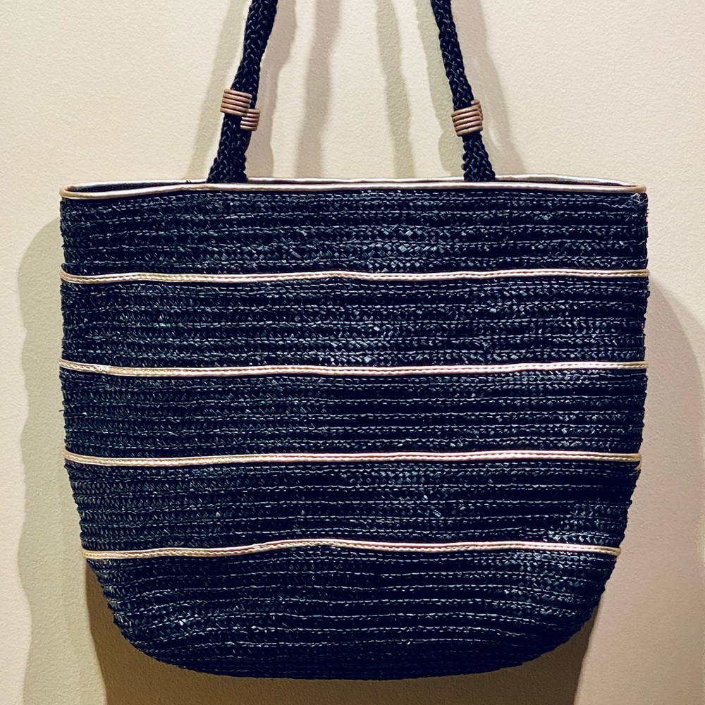 🌟2xHP🌟VTG Black & Gold Wheat Straw Tote Bag